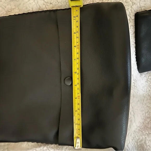 Callista black leather bag with matching pouch - Picture 11 of 14